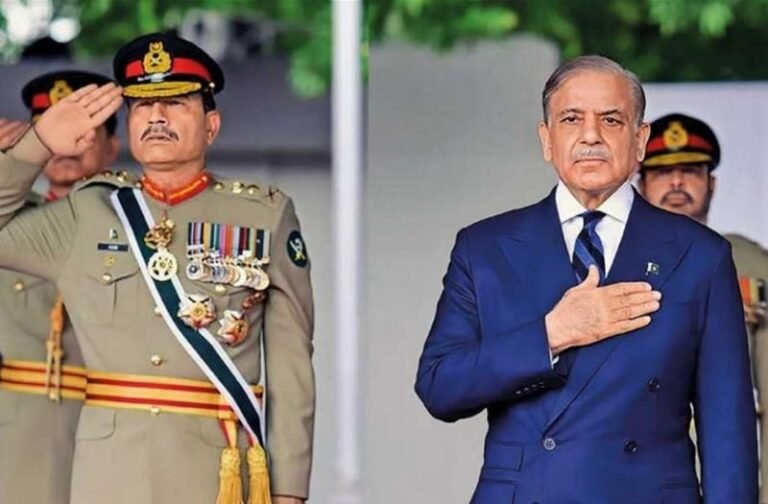 क्यों और कैसे झुक गई शहबाज सरकार और कैसे मुनीर बन गए ‘सुपर पावर’