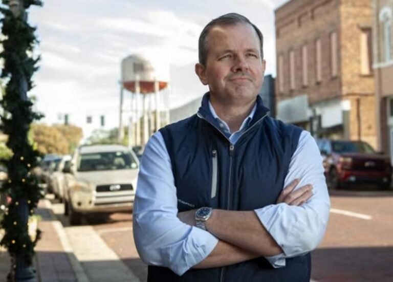 कंपनी मालिक ने 1.7 बिलियन डॉलर के सौदे में रखी अनोखी शर्त, कर्मचारियों को बोनस में दिए 2000 करोड़