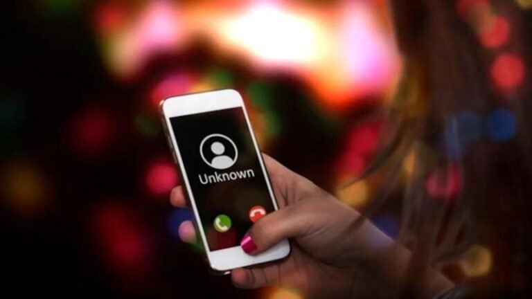 अब अनजान नंबर से आए कॉल पर दिखेगा कॉलर का नाम