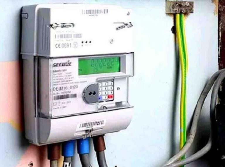 बिजली मीटर आग्नेय कोण में लगवाएं