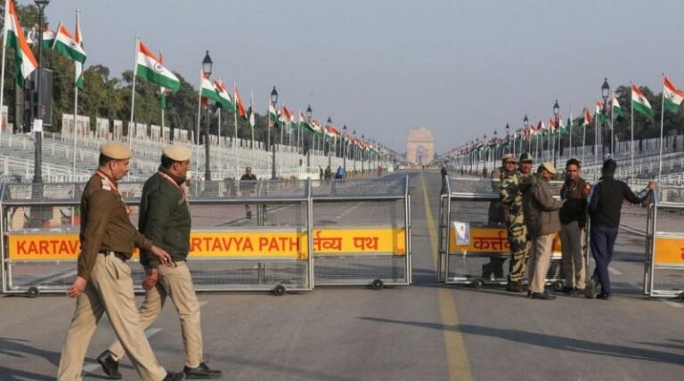 पांच साल की रिकॉर्डतोड़ ठंड में मना गणतंत्र दिवस, अब बारिश और ओलावृष्टि का बरसेगा कहर