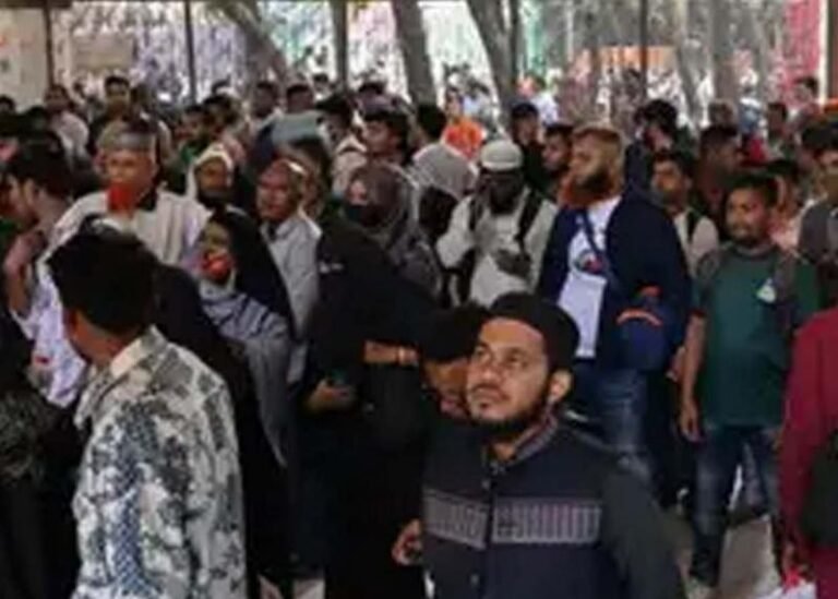 बांग्लादेश में मतदान के एक दिन पहले हुई झड़प में नेता की आंख निकाली, सदमे से मां ने तोड़ा दम